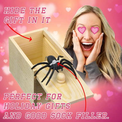 Wooden Spider Prank Box, 1 Piece Handcrafted Durable Money Surprise Box, Novelty & Gag Toy for Adults, Halloween Holiday Gift, Birthday Gift